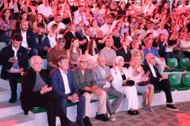 XV Qəbələ Beynəlxalq Musiqi Festivalı çərçivəsində təşkil olunan Muğam Axşamı tamaşaçıların böyük marağına səbəb olmuşdur