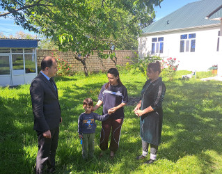 Vətən müharibəsi şəhidlərinin ailələri və  müharibə əlilləri Qurban bayramı münasibətilə evlərində ziyarət edilmişdir.