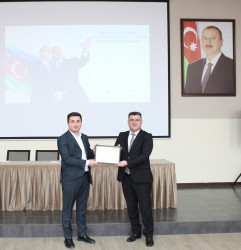 “Dünya səviyyəli liderlik – Suverenliyin bərpası və Rəqəmsal Azərbaycanın quruculuğu” mövzusunda tədbir keçirilib