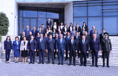 Qəbələ rayonunda 12 noyabr – “Konstitutsiya Günü”nə həsr olunmuş konfrans keçirilib