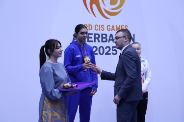 Azərbaycanın badminton millisi III MDB Oyunlarını 7 medalla başa vurub