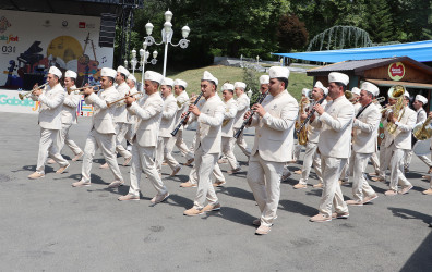 Qəbələdə "GabalaFest" çərçivəsində yarmarkanın rəsmi açılışı olub.