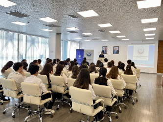 Qəbələ Regional “ASAN xidmət” Mərkəzində “Valideynlik bacarıqları” mövzusunda görüş keçirilib