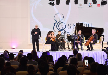 “Qış nağılı” Beynəlxalq Musiqi Festivalında dahi bəstəkar Qara Qarayevin musiqi irsinə həsr olunmuş konsert proqramı maraqla qarşılanıb