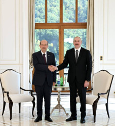 İlham Əliyev Qəbələdə Şimali Kipr Türk Cümhuriyyətinin Prezidenti ilə görüşüb