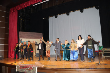  Mirzə Ələkbər Sabirin yaradıcılığına həsr olunmuş “Tək səbir” adlı tamaşa nümayiş olunmuşdur