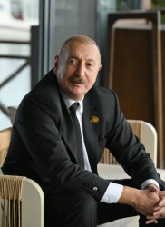 Qəbələdə TDT-nin Zirvə Görüşündə iştirak edən dövlət və hökumət başçılarının şərəfinə rəsmi nahar verilib