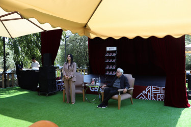 "GabalaFest" çərçivəsində kitab sərgisi təşkil edilmiş, Azərbaycan Yazıçılar Birliyinin sədri, Xalq yazıçısı Anarla görüş keçirilmişdir.