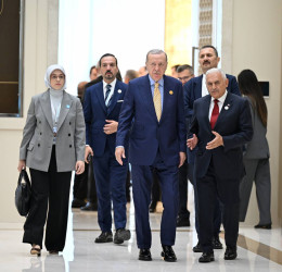 İlham Əliyev Qəbələdə TDT-nin Dövlət Başçıları Şurasının 12-ci Zirvə Görüşündə iştirak edən dövlət və hökumət başçılarını qarşılayıb