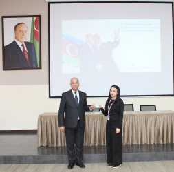 “Dünya səviyyəli liderlik – Suverenliyin bərpası və Rəqəmsal Azərbaycanın quruculuğu” mövzusunda tədbir keçirilib