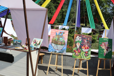 Qəbələdə "GabalaFest" çərçivəsində yarmarkanın rəsmi açılışı olub.