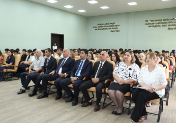 “Tarixi Zəfərin təməlində dayanan güclü ordu quruculuğu” adlı tədbir keçirilib.