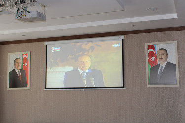 28 May-Müstəqillik Gününə həsr olunmuş “İstiqlaldan Qələbəyə Gedən Yol” mövzusunda tədbir keçirilib.