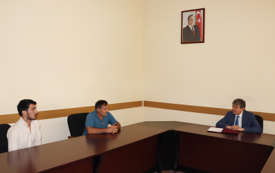 Qəbələ Rayon İcra Hakimiyyətinin inzibati binasında vətəndaşların qəbulu keçirilmişdir