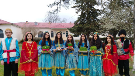 Qəbələ rayonunda fəaliyyət göstərən təhsil müəssisələrində Novruz bayramı münasibətilə silsilə tədbirlər təşkil olunub