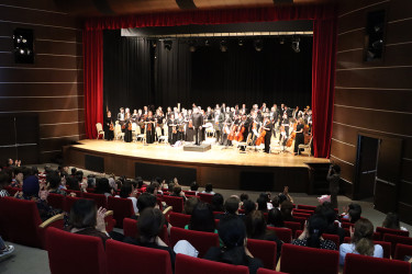 Qəbələdə M.Maqomayev adına Azərbaycan Dövlət Akademik Filarmoniyasının Üzeyir Hacıbəyli adına Azərbaycan Dövlət Simfonik Orkestrinin konserti keçirilib