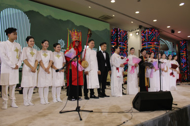 XV Qəbələ Beynəlxalq Musiqi Festivalının ikinci günündə Vyetnamın “Bronze drum” ansamblı çıxış edib
