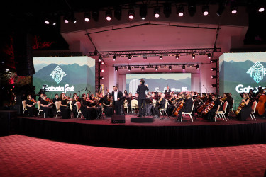 XV Qəbələ Beynəlxalq Musiqi Festivalı təntənəli şəkildə başa çatıb