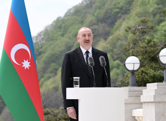 İlham Əliyev və Çexiyanın Baş naziri Andrey Babiş mətbuata bəyanatlarla çıxış ediblər