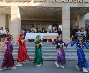 Qəbələ rayon ümumi təhsil müəssisələrində  "Bilik günü" qeyd olunub