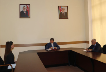 Qəbələ RİH-nin inzibati binasında növbəti vətəndaş qəbulu keçirilmişdir