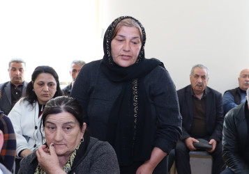 Qəbələ RİH Başçısı Səbuhi Abdullayev Tövlə kəndində səyyar qəbul keçirmişdir