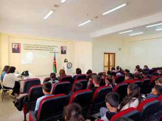 Şirvan Bulqədirov adına 5 nömrəli tam orta məktəbdə Heydər Əliyevin anım günü ilə əlaqədar konfrans keçirilib