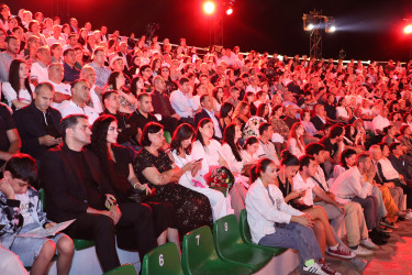 XV Qəbələ Beynəlxalq Musiqi Festivalı çərçivəsində təşkil olunan Muğam Axşamı tamaşaçıların böyük marağına səbəb olmuşdur