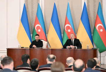 Azərbaycan və Ukrayna prezidentləri mətbuata bəyanatlarla çıxış ediblər