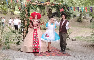 "GabalaFest" çərçivəsində "Qəbələnin Canlı Nağılı" adlı rəngarəng mini teatr tamaşası təqdim olunub