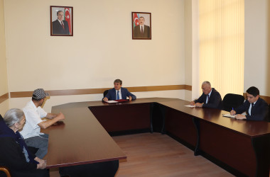 Qəbələ Rayon İcra Hakimiyyətinin inzibati binasında vətəndaşların qəbulu keçirilmişdir