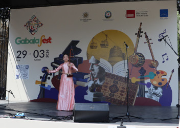 Qəbələdə "GabalaFest" çərçivəsində yarmarkanın rəsmi açılışı olub.