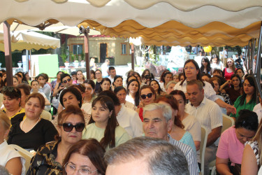 "QəbələFest" çərçivəsində Xalq yazıçısı Çingiz Abdullayevlə möhtəşəm görüş və imza saatı keçirilib