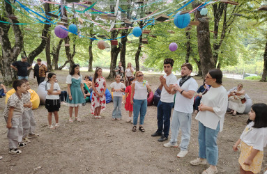 "GabalaFest" çərçivəsində "Qəbələnin Canlı Nağılı" adlı rəngarəng mini teatr tamaşası təqdim olunub