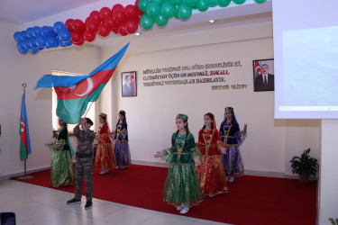 Qəbələ rayonu üzrə təhsil sektorunun tabeliyində fəaliyyət göstərən ümumtəhsil məktəblərində “Zəfər Günü”nün beşinci ildönümü ilə əlaqədar silsilə tədbirlər keçirilib