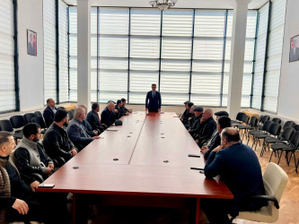 Fermerlər və kənd təsərrüfatı məhsulları istehsalçıları ilə görüş keçirilib