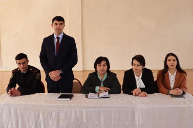 Təhsildən yayınma hallarının qarşısının alınması məqsədilə maarifləndirici tədbir keçirilib.