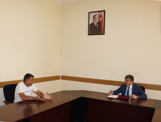 Qəbələ Rayon İcra Hakimiyyətinin inzibati binasında vətəndaşların qəbulu keçirilmişdir