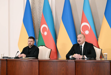 Azərbaycan və Ukrayna prezidentləri mətbuata bəyanatlarla çıxış ediblər