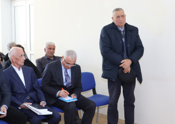 Qəbələ RİH Başçısı Səbuhi Abdullayev Tövlə kəndində səyyar qəbul keçirmişdir