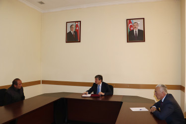 Rayon icra hakimiyyətində növbəti vətəndaşların qəbulu keçirilib