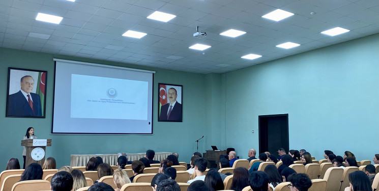 “İnsan Hüquqları Aylığı” çərçivəsində “Uşaq hüquqları” mövzusunda ictimai dinləmə keçirilib