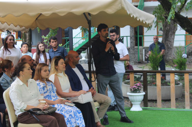 "GabalaFest" çərçivəsində Azərbaycanın tanınmış detektiv yazıçısı, bestseller əsərlərin müəllifi Elxan Elatlı ilə görüş və imza saatı keçirilib