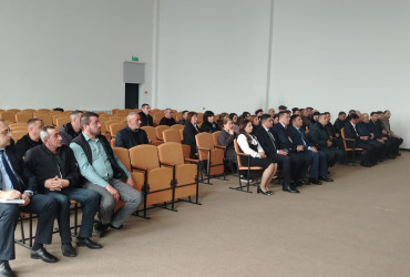 Qəbələdə ticarət və xidmət sahəsində mövcud imkanlar, çətinliklər və perspektivlər müzakirə olunub