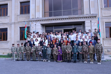 Qəbələ rayonu üzrə təhsil sektorunun tabeliyində fəaliyyət göstərən ümumtəhsil məktəblərində “Zəfər Günü”nün beşinci ildönümü ilə əlaqədar silsilə tədbirlər keçirilib