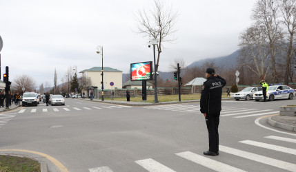 Xocalı Soyqırımının 34-cü ildönümü ilə bağlı şəhidlərin xatirəsi bir dəqiqəlik sükutla yad edilmişdir