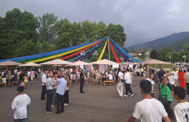 "QəbələFest" çərçivəsində rəngarəng yarmarka coşğusu səngimək bilmir