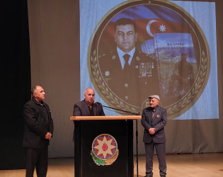 Vətən Müharibəsi Qəhrəmanı polkovnik-leytenant Əfqan Abdurrahmanovun 50 illik yubileyinə həsr olunmuş “Bu ömrü bir nağıl bil” kitabının təqdimat mərasimi keçirilib.