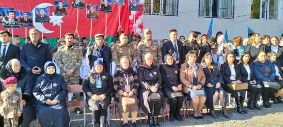 Qəbələ ümumtəhsil müəssisələrində “8 Noyabr – Zəfər Günü”nə həsr olunmuş silsilə tədbirlər keçirilib