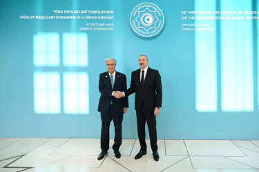 İlham Əliyev Qəbələdə TDT-nin Dövlət Başçıları Şurasının 12-ci Zirvə Görüşündə iştirak edən dövlət və hökumət başçılarını qarşılayıb